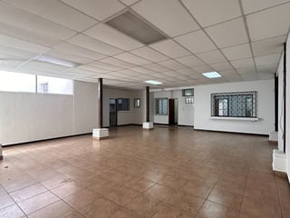 Casa para oficinas en alquiler en Zona 10, Ciudad de Guatemala - 5