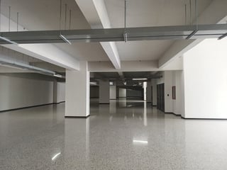 EDIFICIO EN RENTA EN ZONA 10 - Image 7