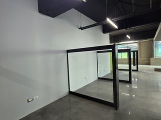 Venta o Alquiler de Oficina en Europlaza zona 14 - Image 15