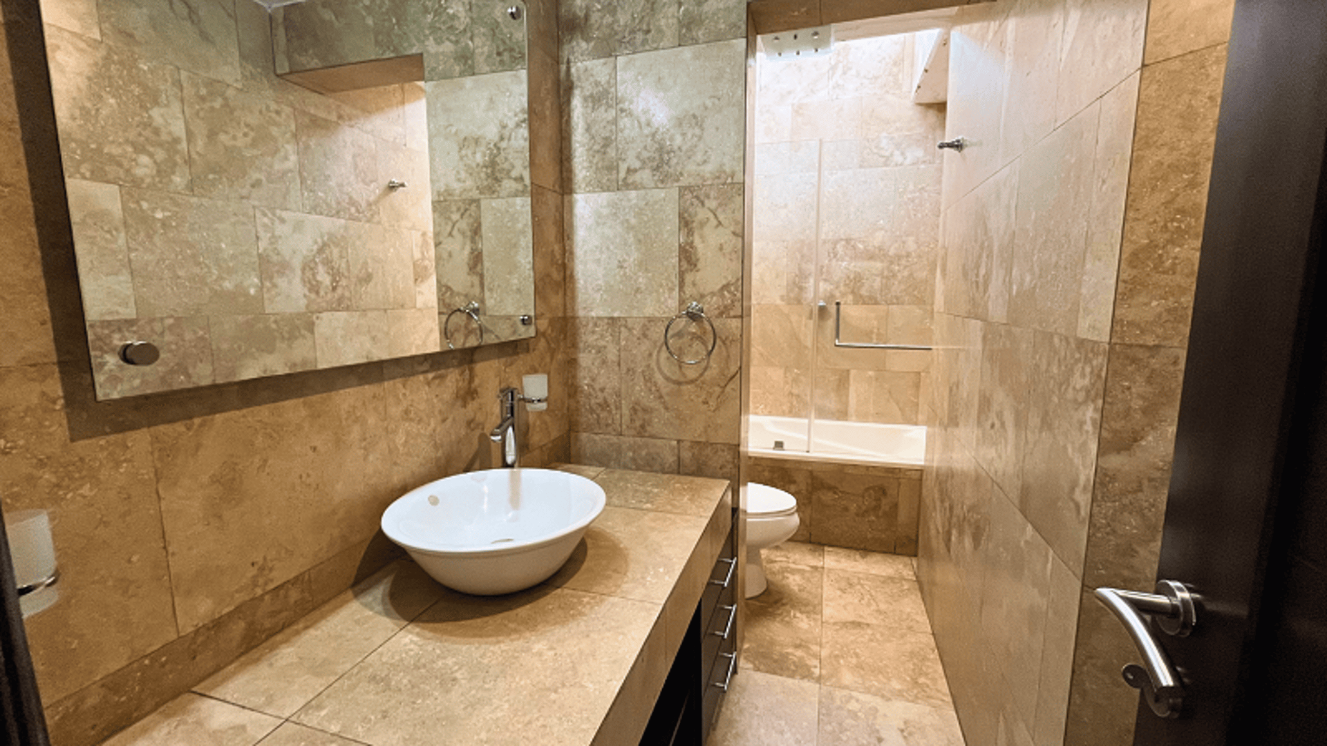 Elegante Casa en Venta | 3 Hab | 3.5 Baños | El Prado, Guatemala - Miniatura 10