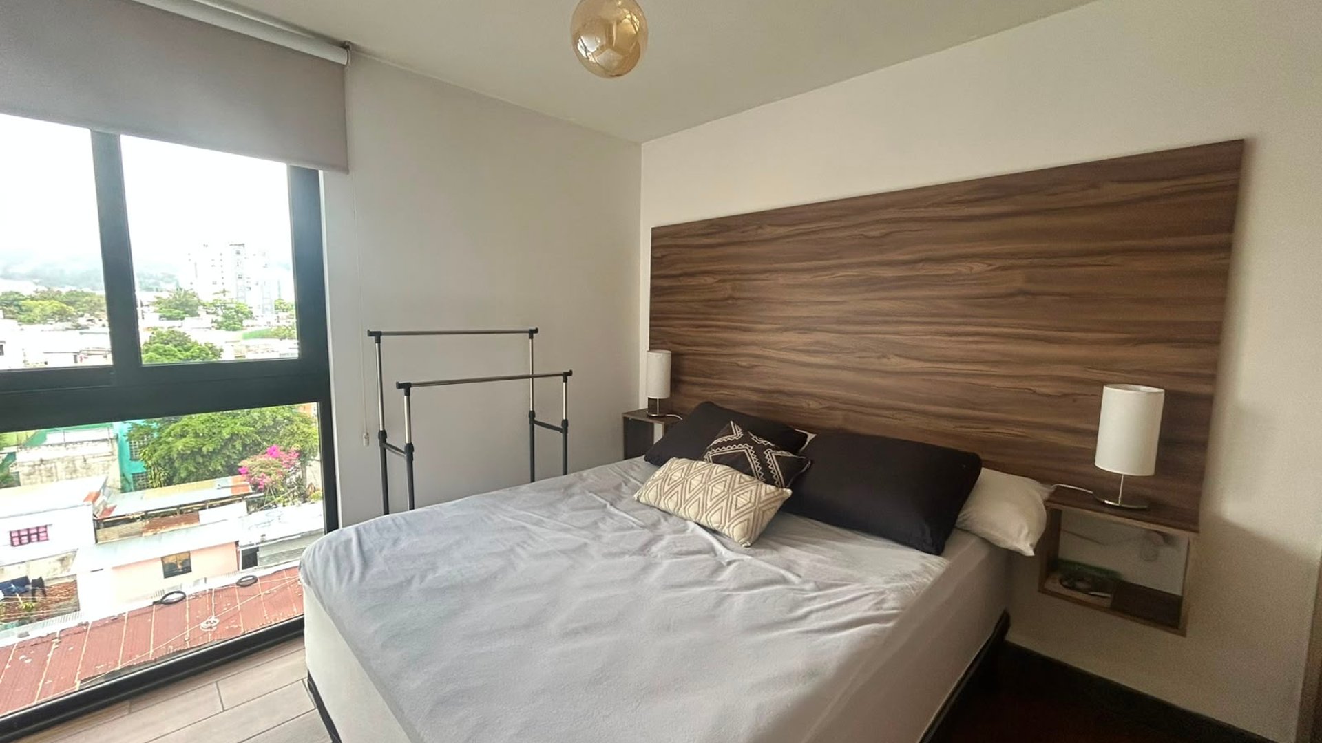 Apartamento Amueblado en Renta Zona 14, Edificio B14 - Miniatura 6