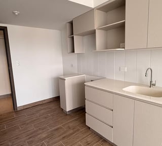 RENTO APTO NUEVO MODRA 2 ZONA 4 REF 6944  1 HAB, 1 BAÑO, 1 PARQUEO, LINEA BLANCA