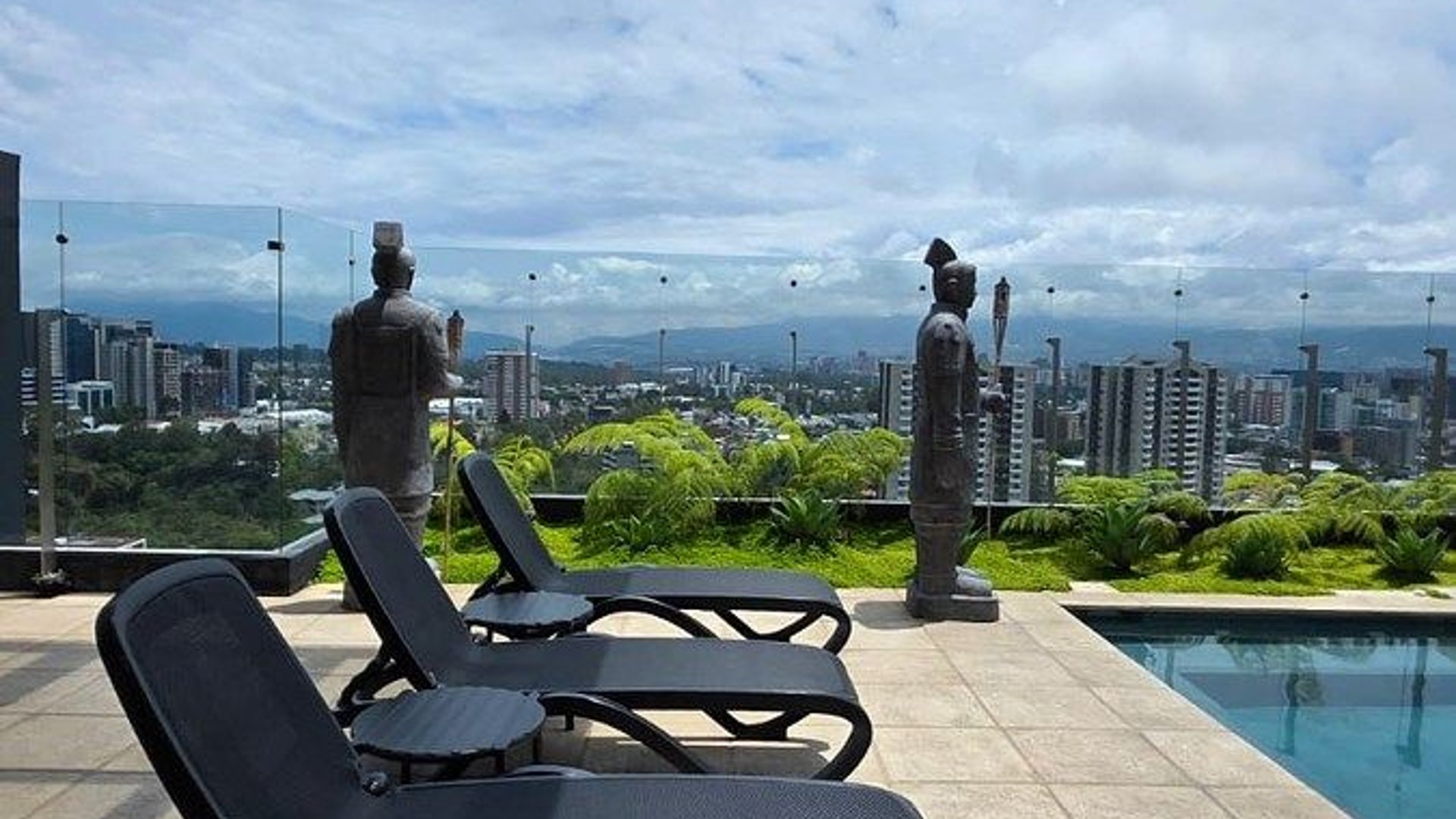 Apartamento en ALQUILER en zona 15 - Miniatura 22