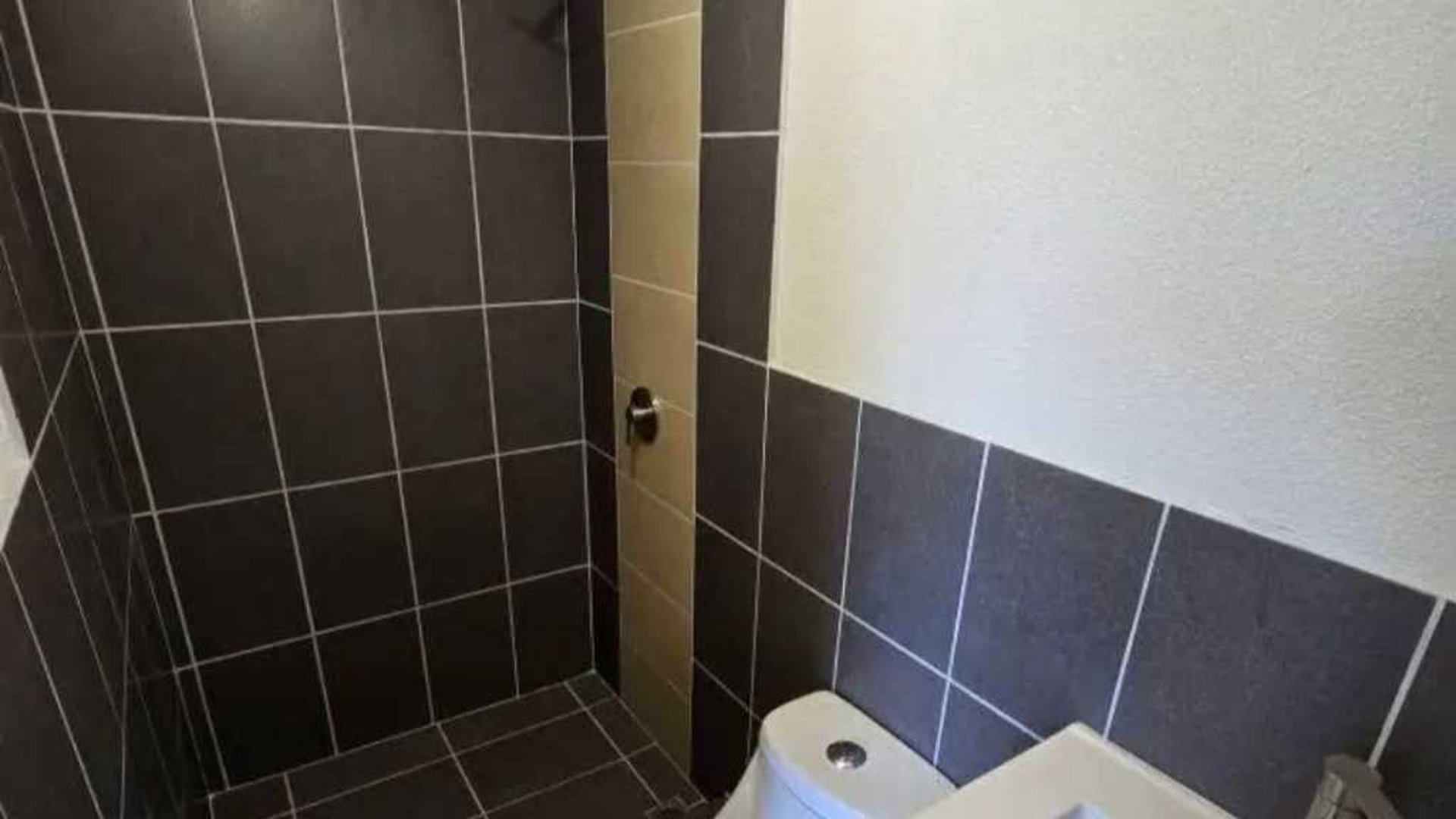 APARTAMENTO EN RENTA – ESENTA, ZONA 12 - Miniatura 7