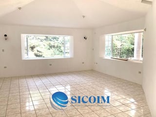 Casa Exclusiva en Venta en Carretera a El Salvador - 4