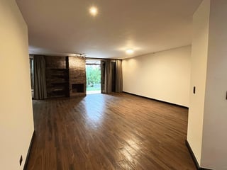 Elegante Casa en Venta | 3 Hab | 3.5 Baños | El Prado, Guatemala - 3