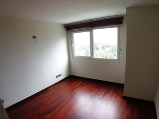 Apartamento en alquiler, Vista Real zona 14 - Image 10