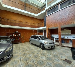 Casa grande en venta cerca a Carretera Interamericana