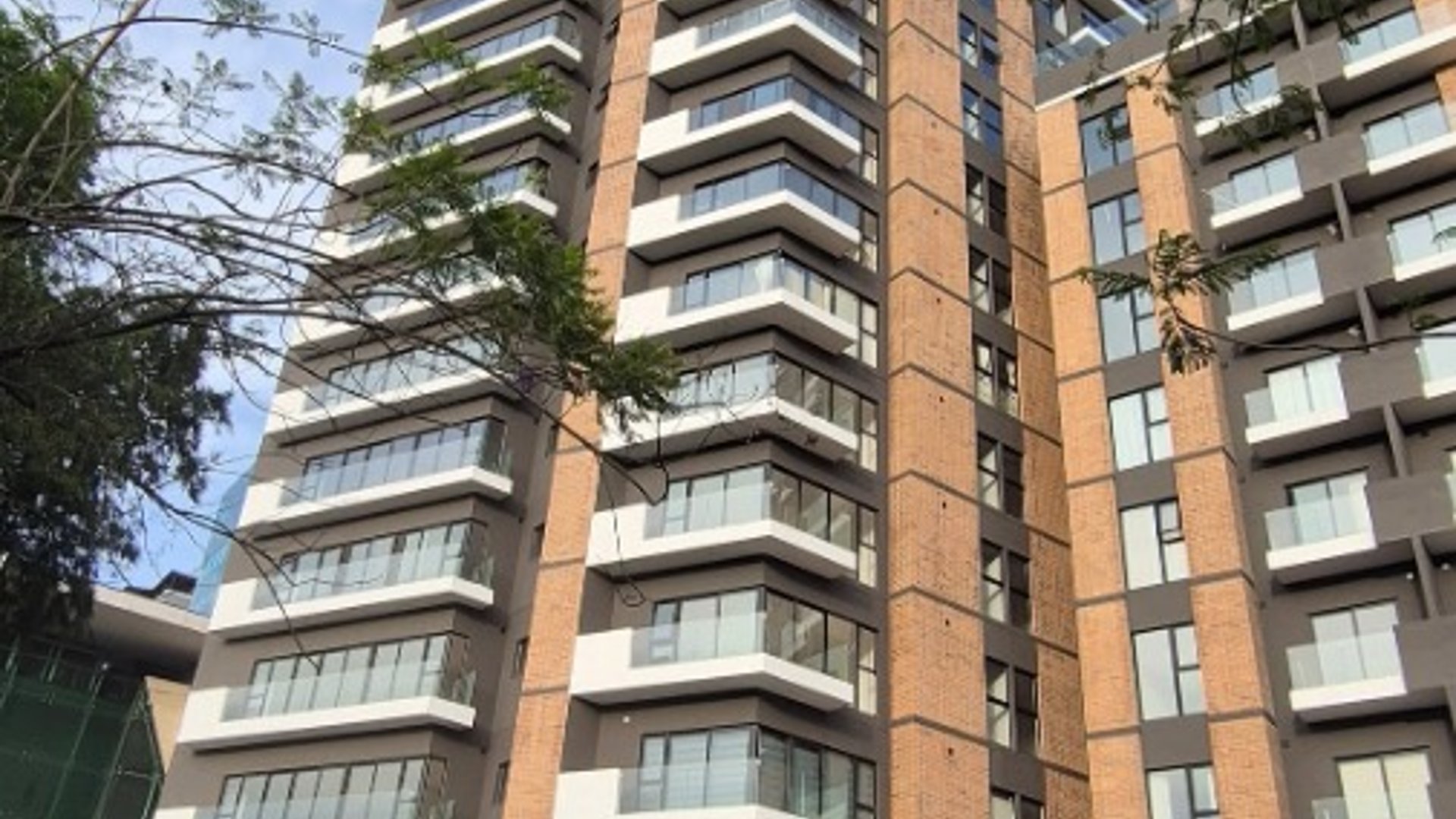 ???? APARTAMENTO EN VENTA – 3 HAB + SALA FAMILIAR | PARQUE 14 | ZONA 14