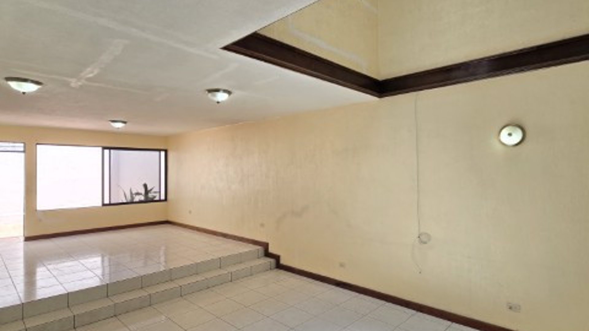 Casa en Venta Lomas de San Jacinto Zona 10 de Mixco