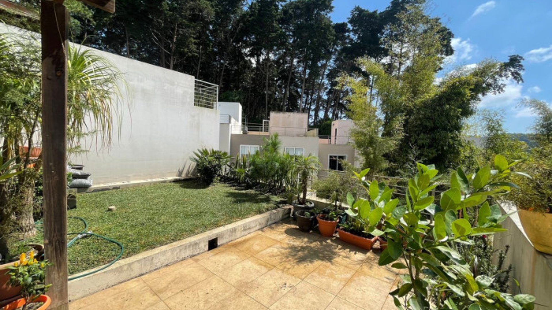 En venta casa en condominio Carretera a El Salvador