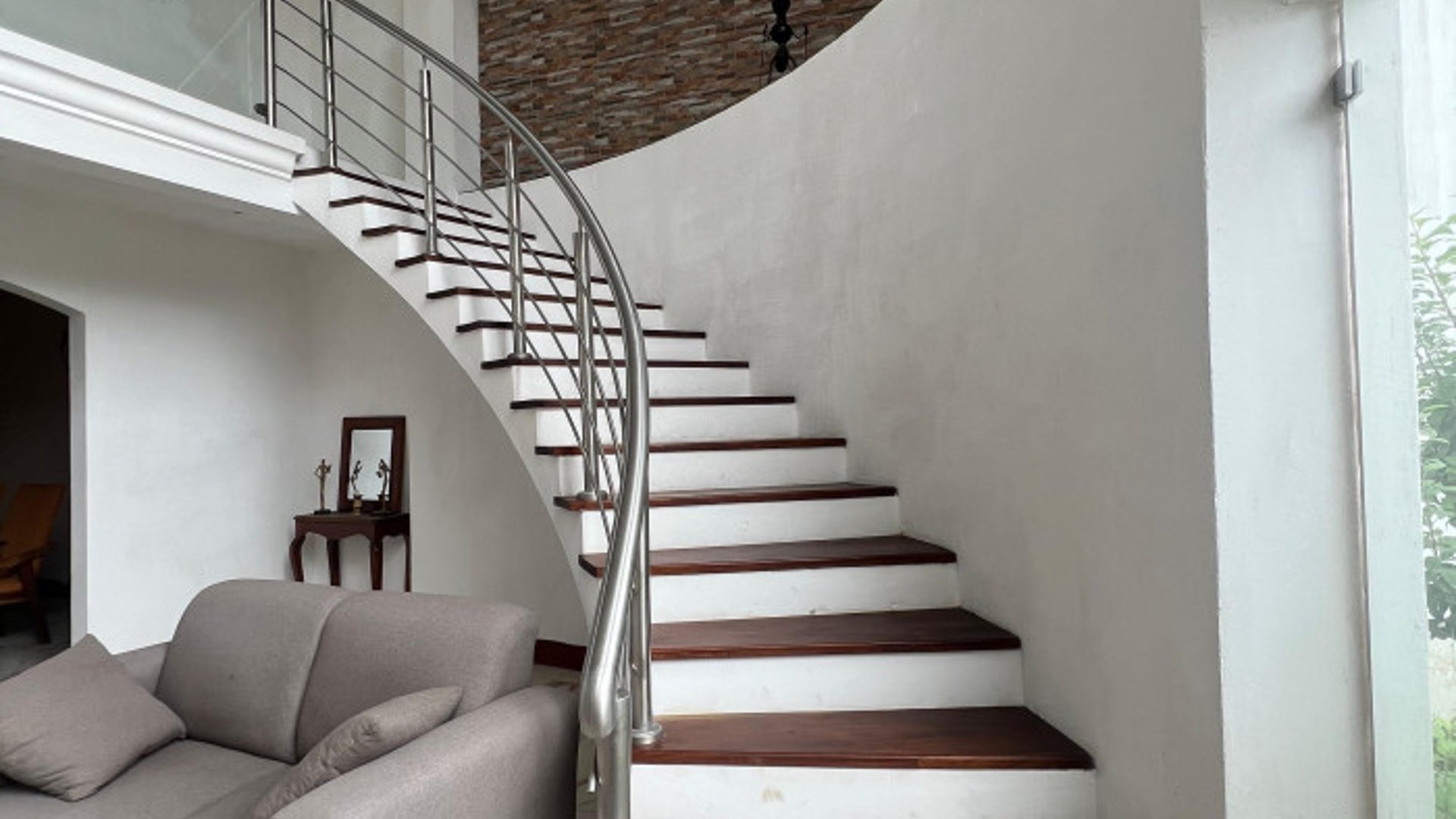 Hermosa Casa moderna en Venta a 10 minutos de Antigua - Miniatura 12