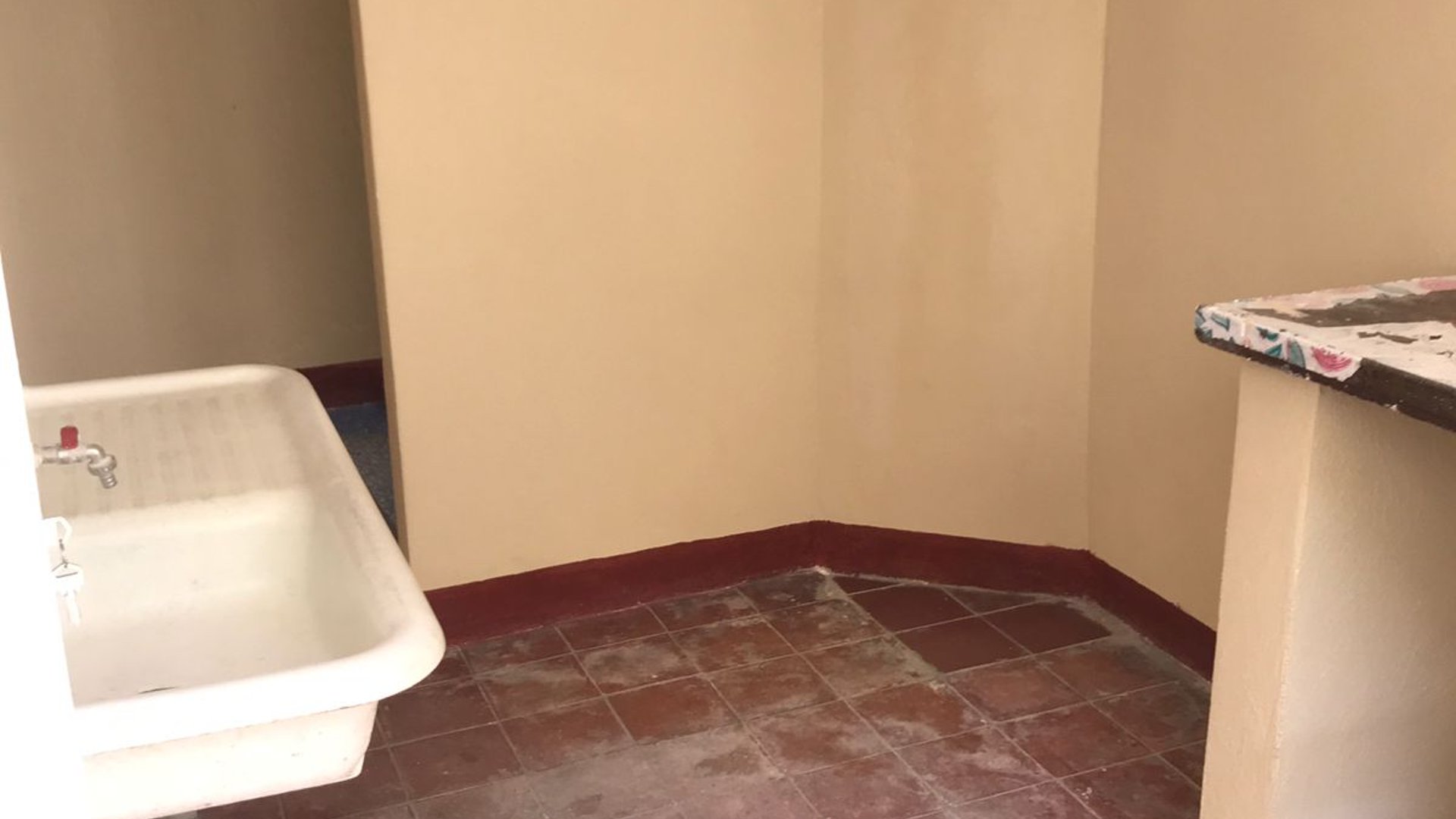 Casa de 4 habitaciones en alquiler, zona 1 - Miniatura 9