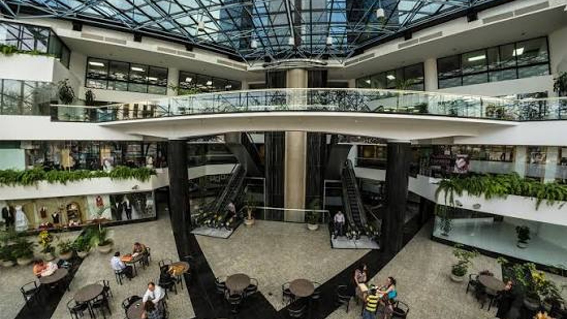 ???? OFICINA EN RENTA – 78.01 M² | EDIFICIO ATLANTIS | ZONA 10 - Miniatura 3