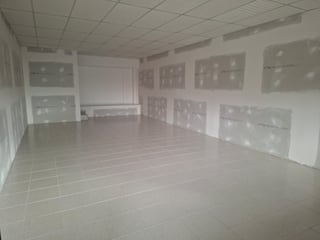 Local en venta - renta en Pinabetes Express, San José Pinula - 4