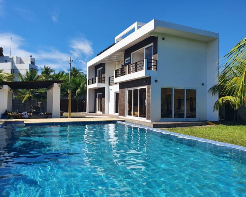 Vendo Casa de Playa Ocean Side Monterrico