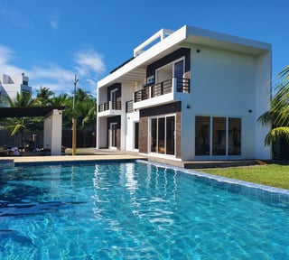 Vendo Casa de Playa Ocean Side Monterrico