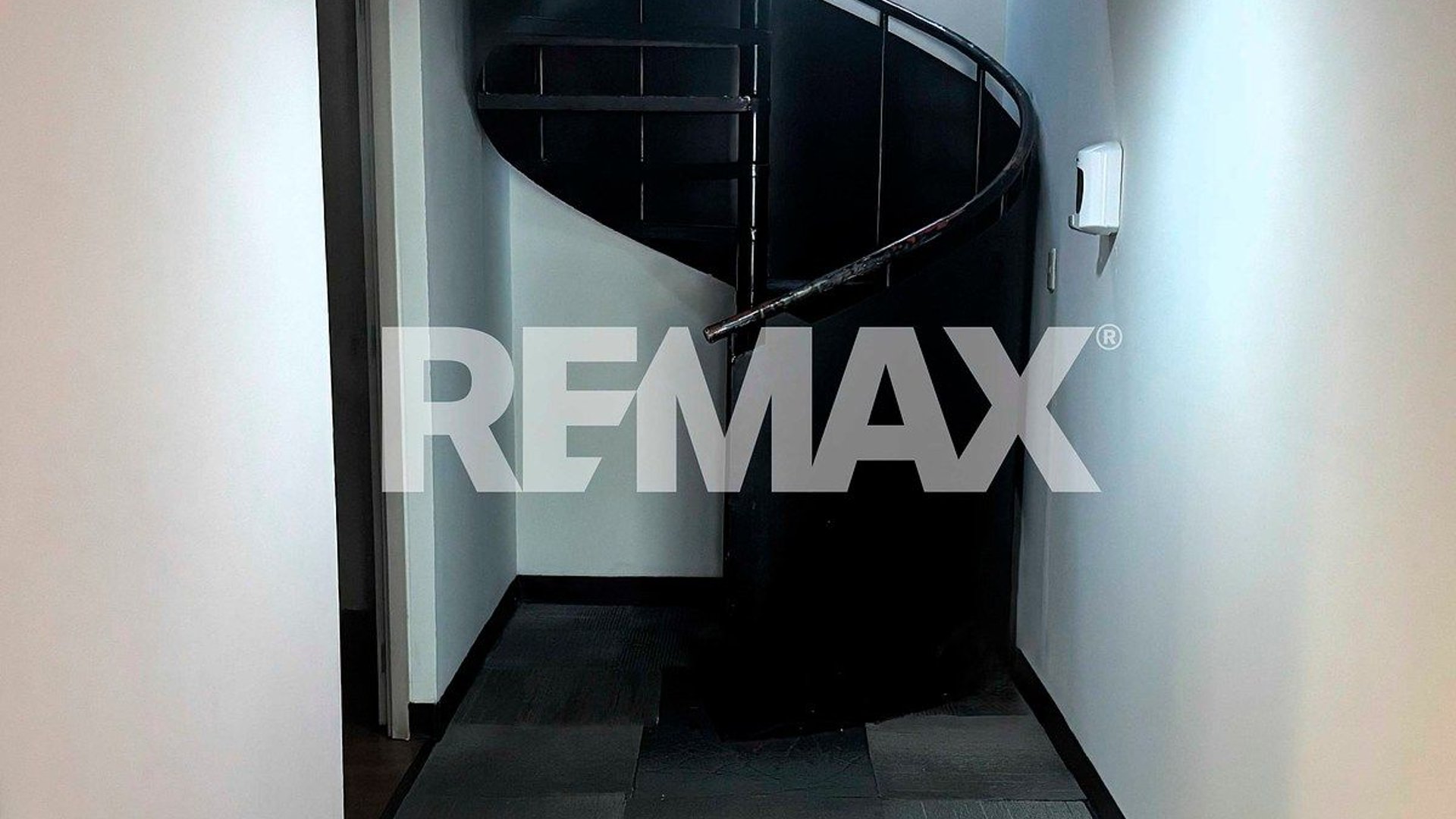 Local Comercial en Alquiler | Zona 10 - Miniatura 11