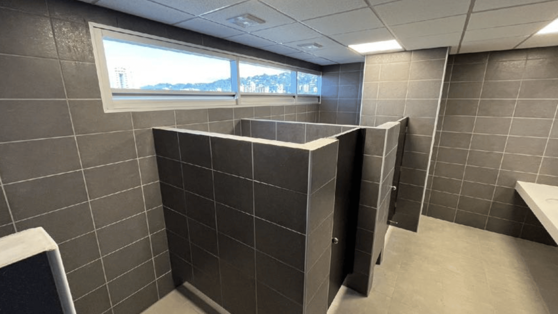 Edificio en Renta- Venta  a estrenar zona 10 - Miniatura 20