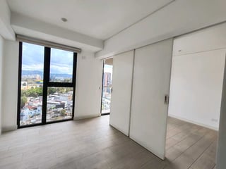 Apartamento en Venta Edificio QUO, zona 4 para inversión - Image 9