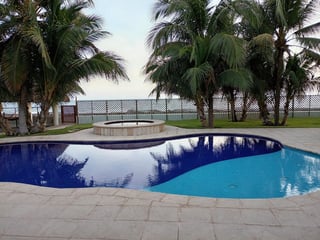 Casa en Venta en Monterrico con Piscina y Amplio Terreno - 3