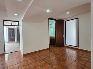 Casa en renta - La Villa, Zona 14 - Residencial o comercial Ref-6105 - 4