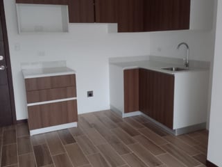 LINDO APARTAMENTO AMUEBLADO EN RENTA ZONA 12 - Image 10