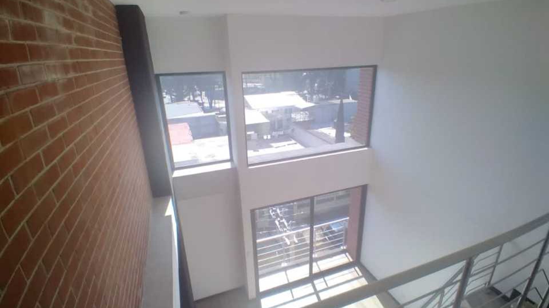 Vendo  lindo apartamento en CASA 5 de doble altura 2 habitaciones - Miniatura 4