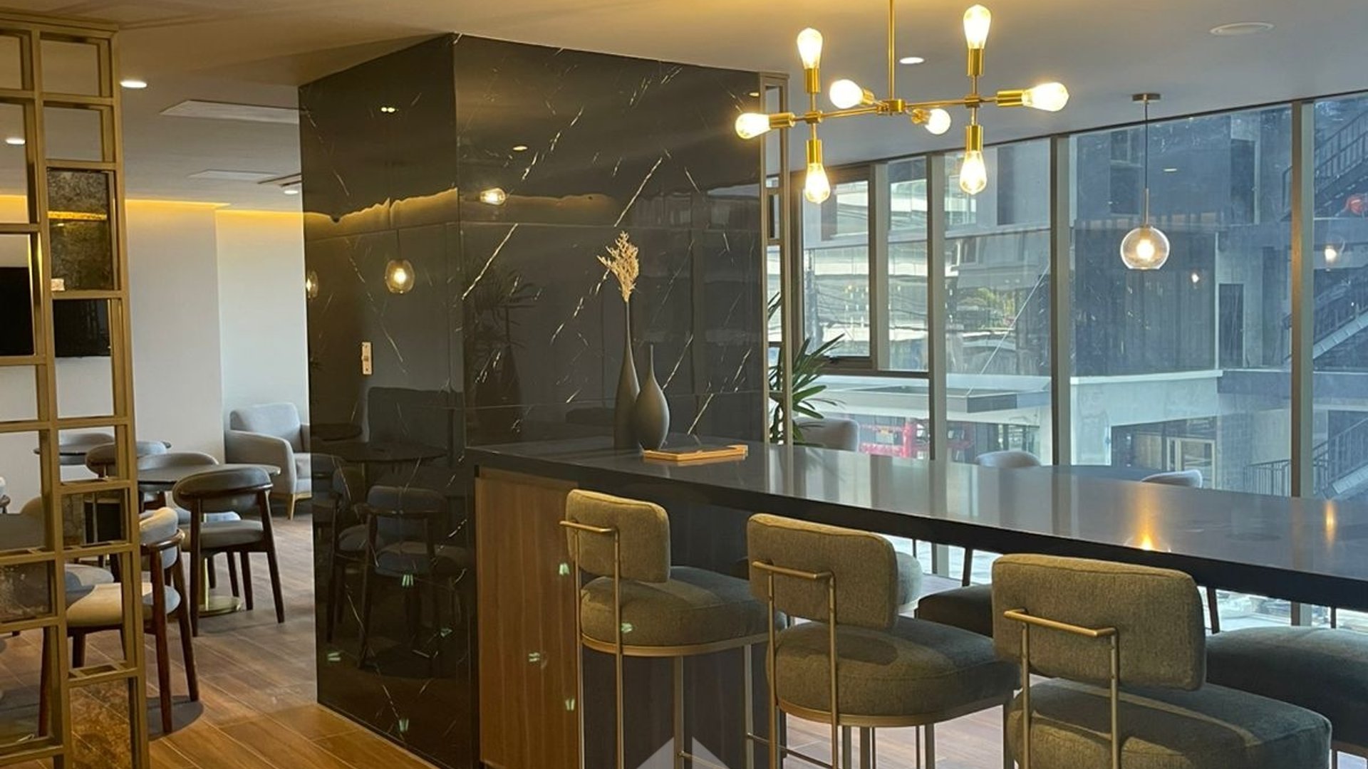Apartamento Moderno en Zona 10, Ciudad de Guatemala - ¡Estrena en 2026!