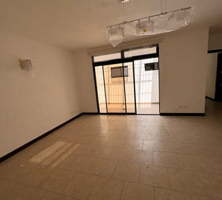 Alquiler de casa de 1 nivel en zona 15 Vista Hermosa I