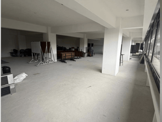 En renta oficina comercial en Zona 10 - 3