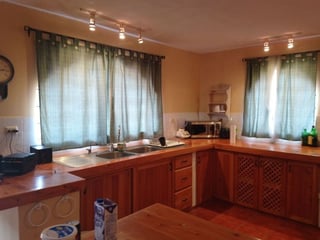 Casa y terreno en VENTA en Tecpán - Image 4