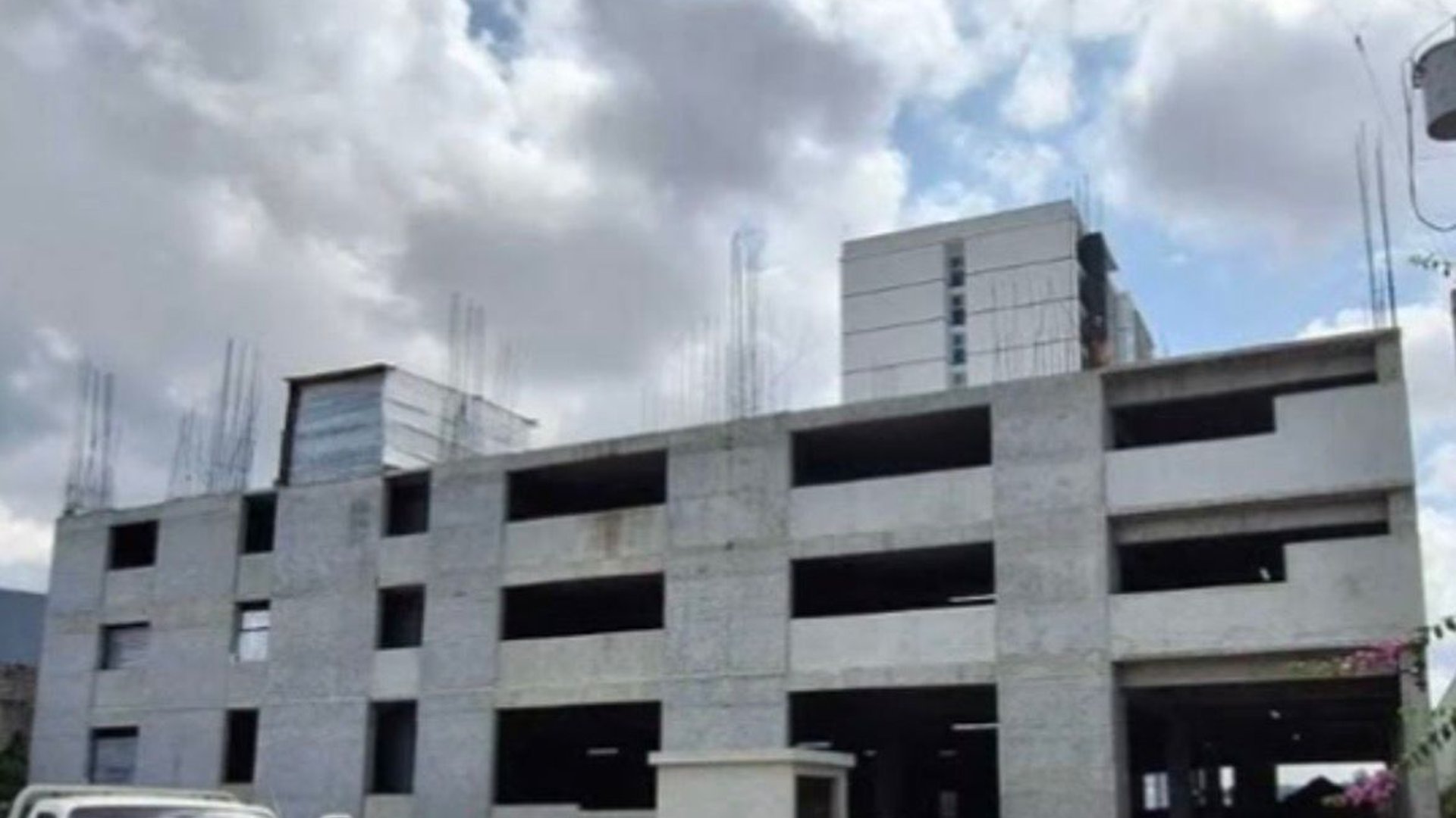Apartamento en venta en Edificio Lares 17 zona 17 - Miniatura 8