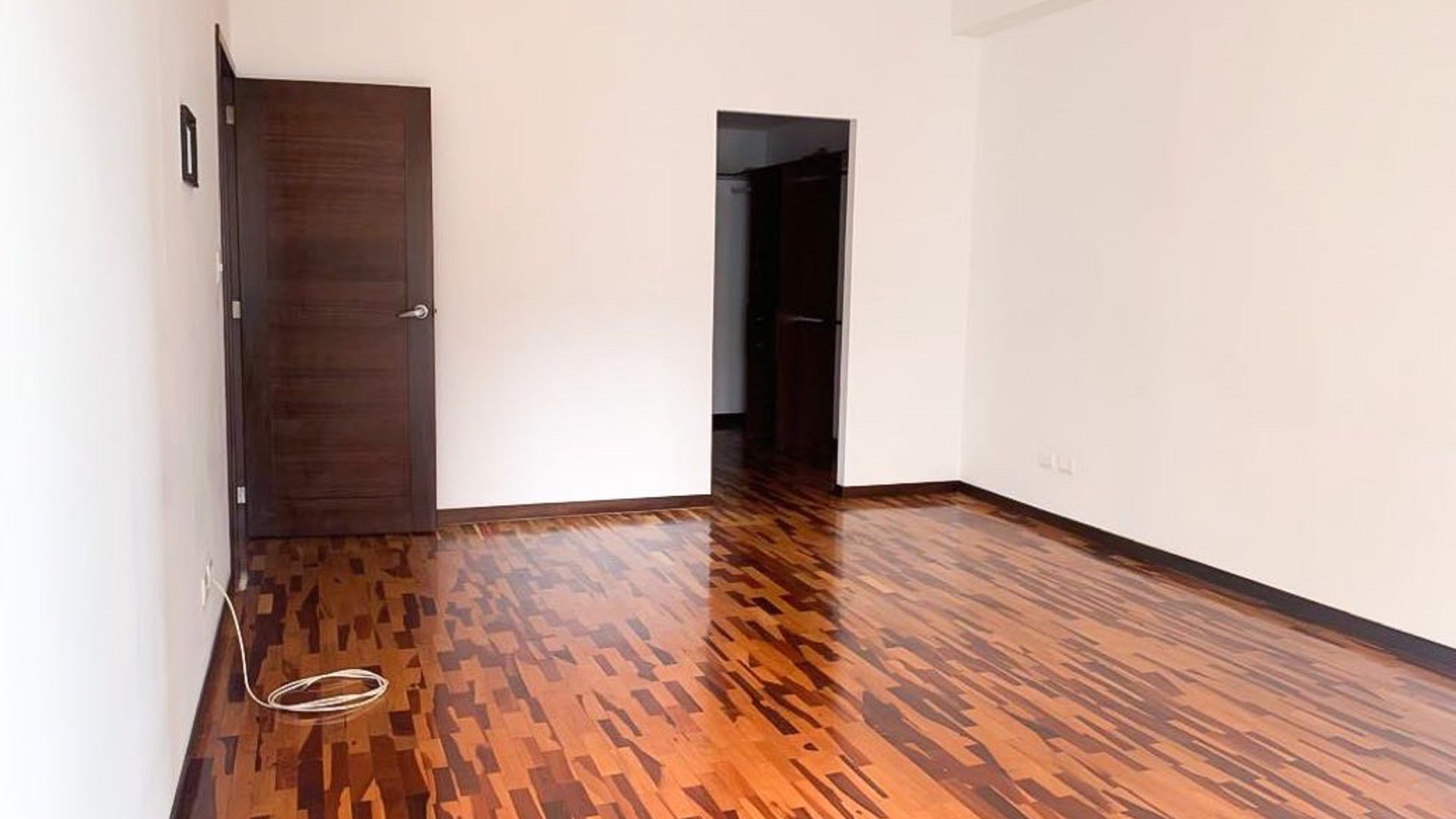 Apartamento en Renta  Zona 14 Torre Quattro - Miniatura 3