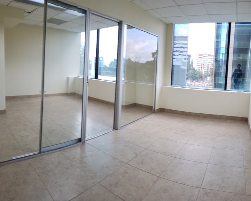 Oficina en Renta o Venta Edificio Europlaza Zona 14