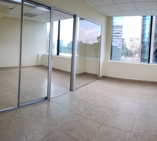Oficina en Renta o Venta Edificio Europlaza Zona 14