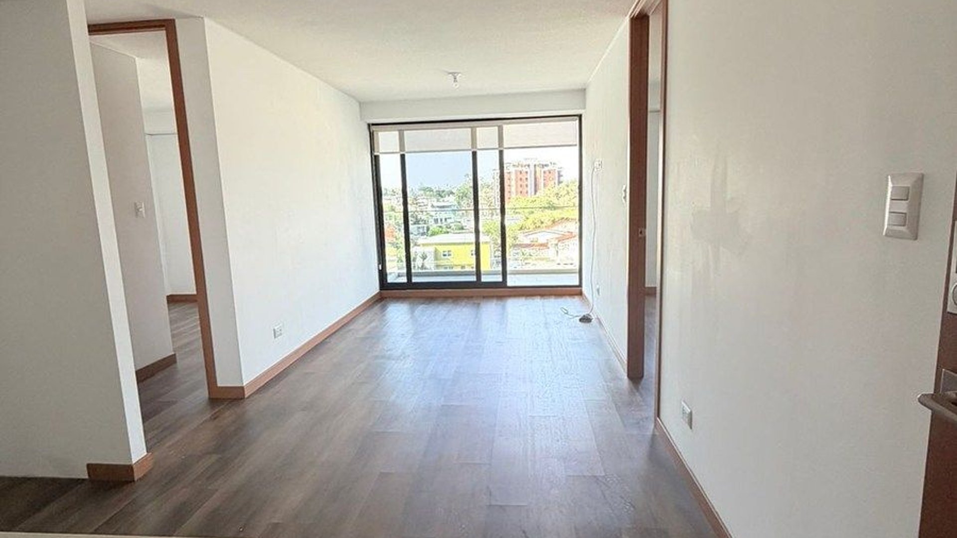 Apto en renta zona 11 - Miniatura 10
