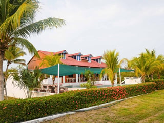 Chalet vacacional en venta y renta en Monterrico - 4