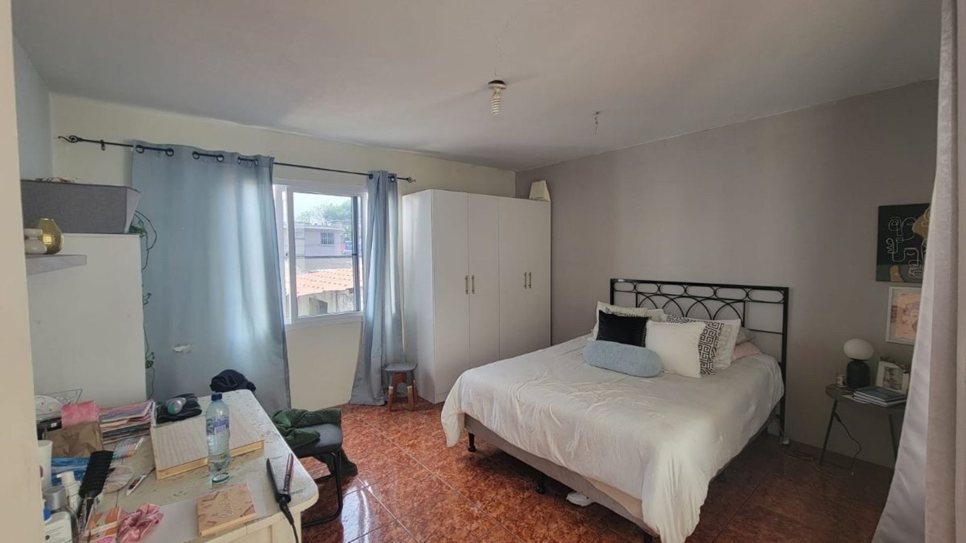 VILLA LINDA 2 / Casa en renta , zona 7 - Miniatura 6