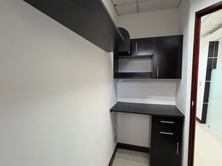 Oficina en Alquiler Edificio Marbella Zona 10 - Image 3