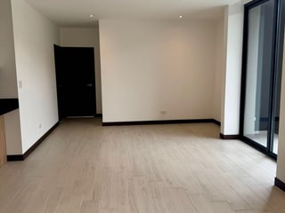APARTAMENTO EN ALQUILER  Edificio Spazio, zona 15 - Image 2