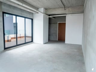 Oficina en VENTA en Sector exclusivo de Zona 14 - Image 5