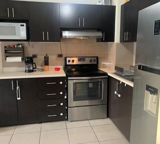 Apartamento en venta con balcon y 3 habitaciones en zona 11 Ref-5436