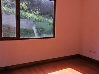 Casa en Renta Carretera a El salvador Alto Valle km 12.7 - 4