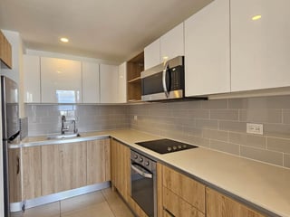 Alquiler Apartamento Semiamueblado 3 Dormitorios Zona 10 (B) - 3