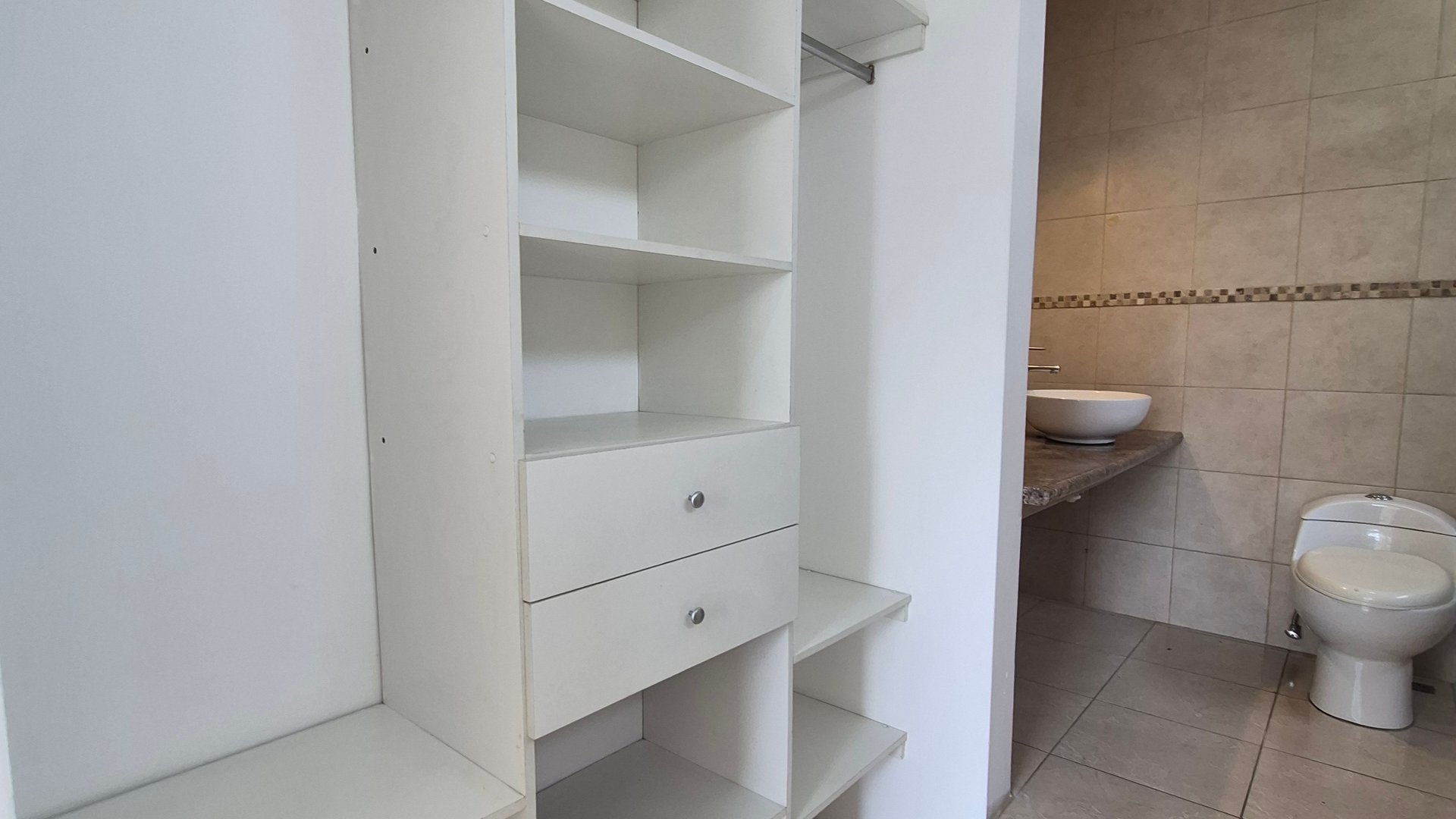 Apartamento en Renta en Kanajuyu Zona 16 - Miniatura 27