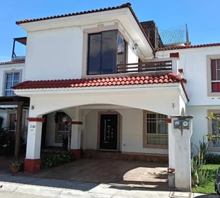 VENDO CASA RESIDENCIALES ALAMEDAS DE SANTA CLARA
