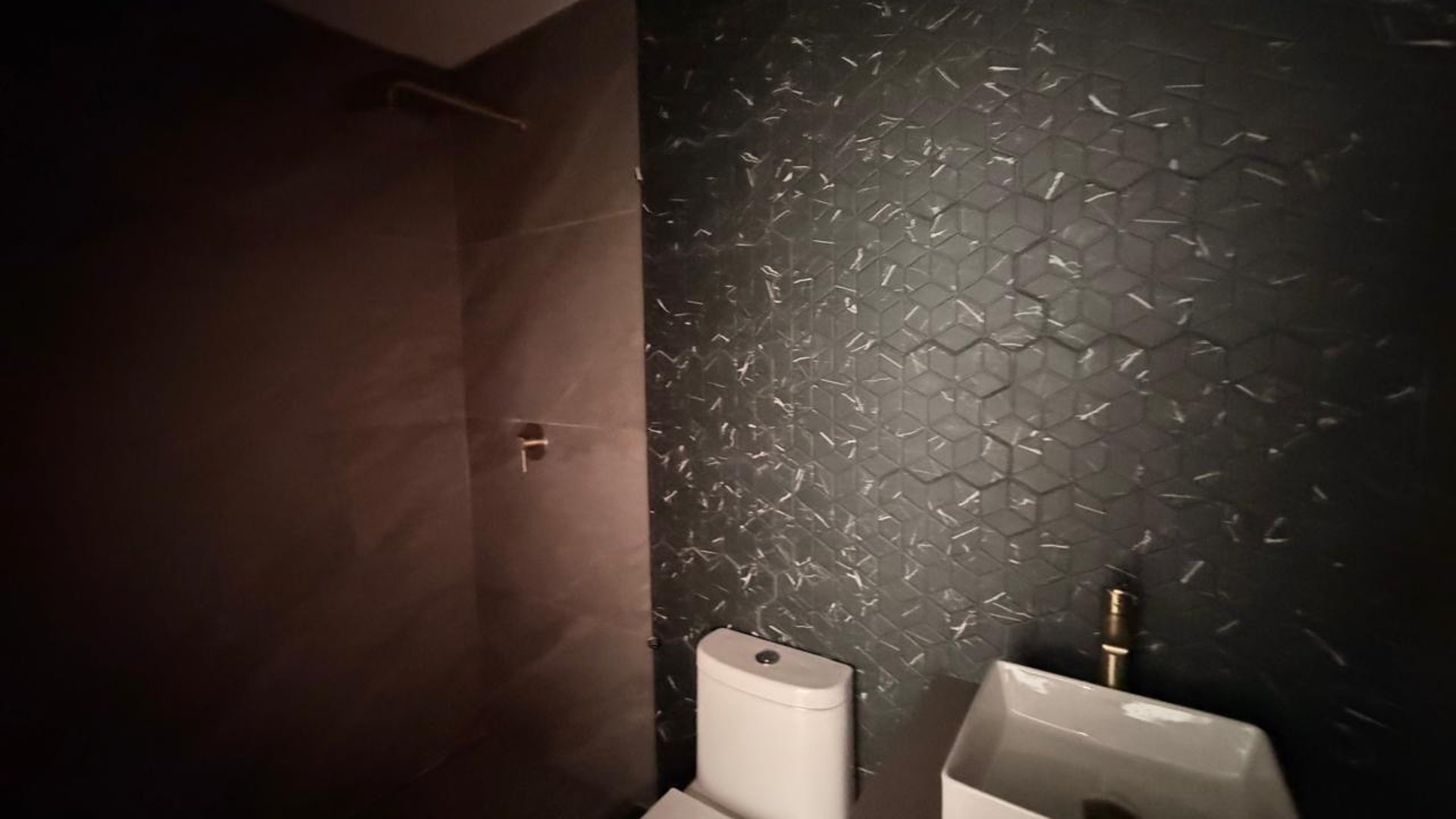 Apartamento en Alquiler Edificio Atarah, zona 10 N20 - Miniatura 3