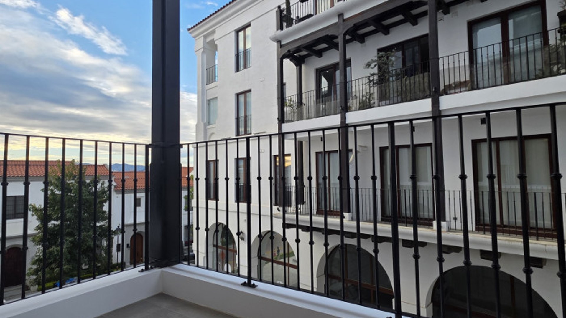 En Venta apartamento Zona 16 Lirios de Cayala