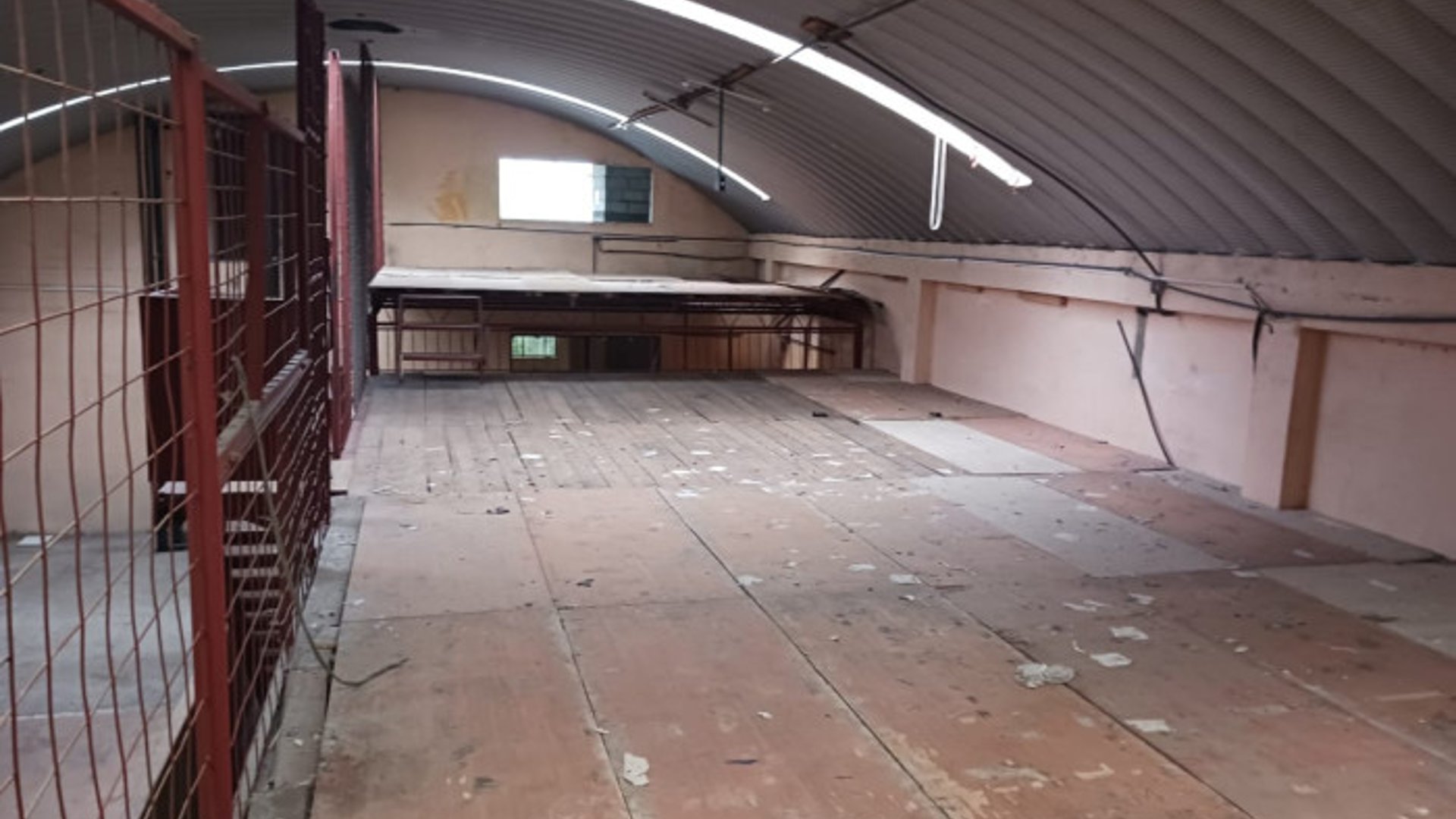 Edificio comercial en venta o renta en San Cristobal - Miniatura 15